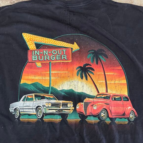 In-N-Out Burger Men T-Shirt Black Retro Classic Vintage Cars Sunset Tee Size XL - Picture 2 of 5